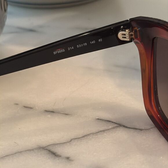 FERRAGAMO 53mm Square main image 4